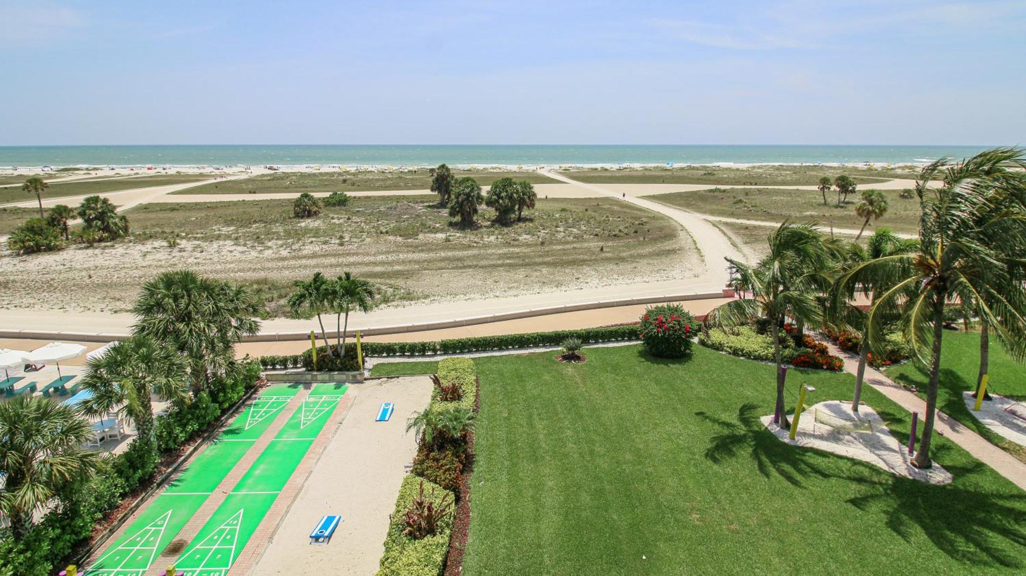 South Beach Oceanfront Resort Сант Пит Бич Экстерьер фото