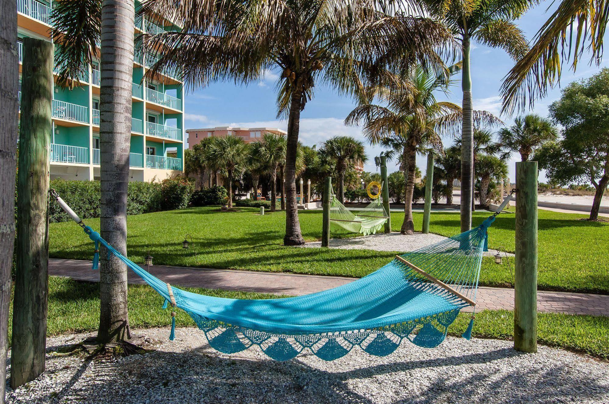 South Beach Oceanfront Resort Сант Пит Бич Экстерьер фото